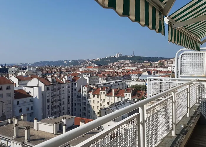 Plein SUD Terrasse avec vue Panoramique Climatisation Parking